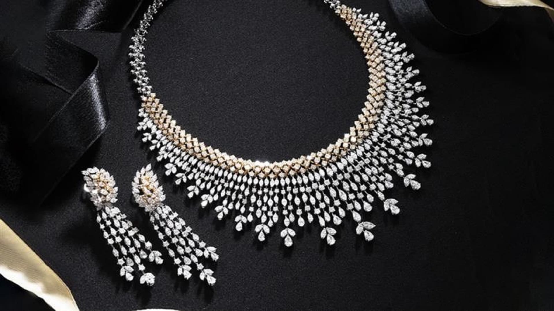 Up to 65% on all diamond jewelry