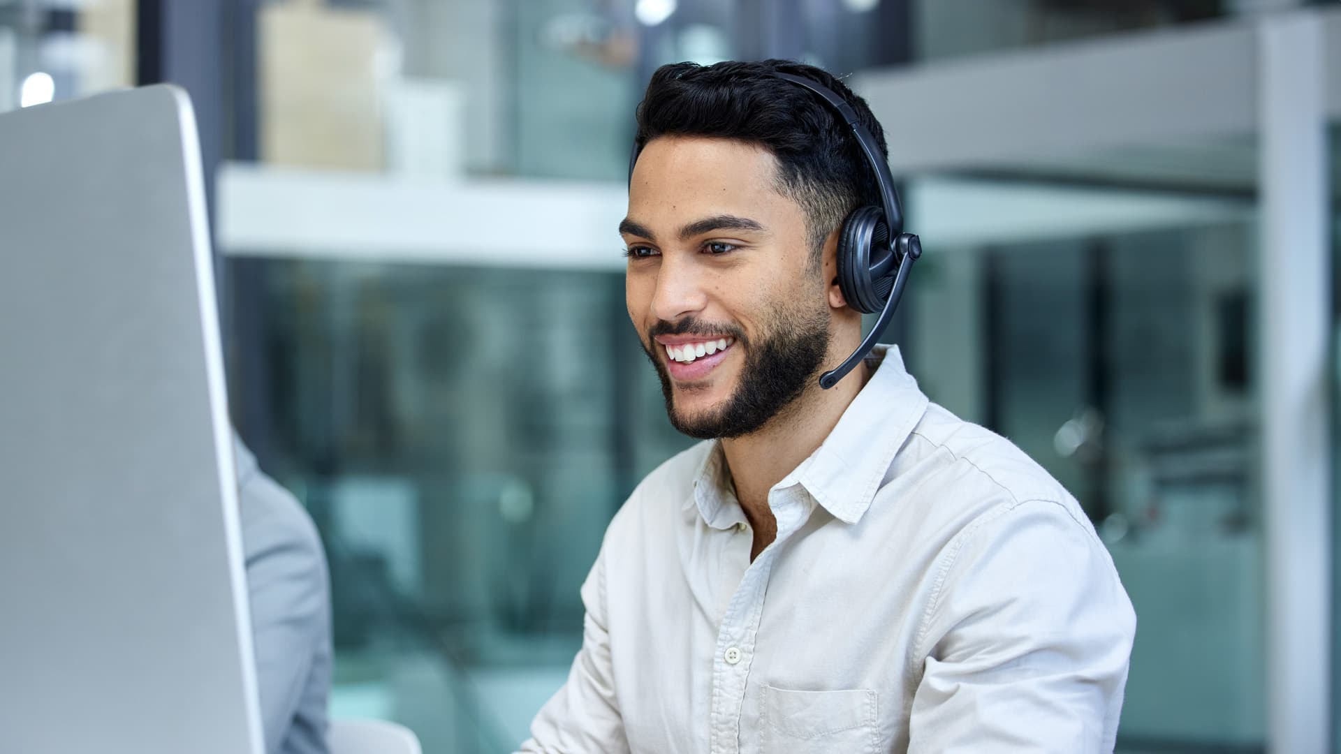 24/7 Phone Banking with RAKdirect