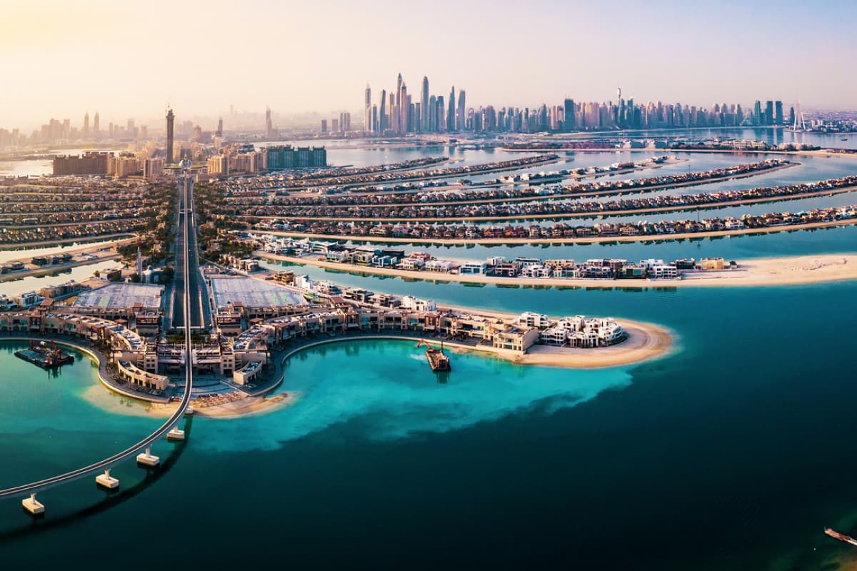 مزايا الإمارات